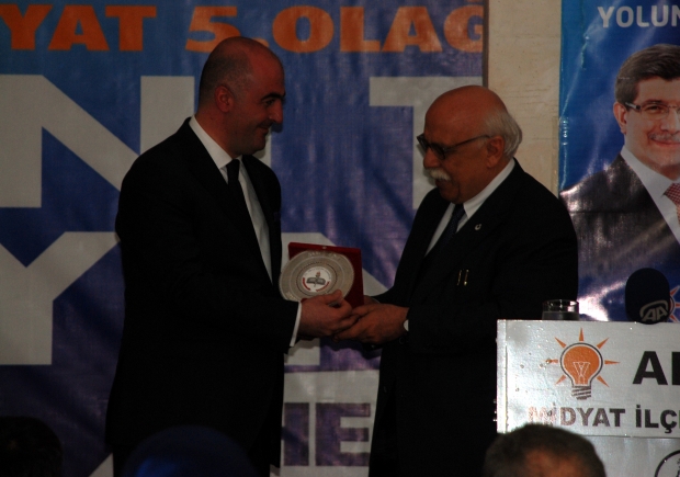 Ak Parti Midyat İlçe Teşkilatı için 5. Olağan Kongresi Bakan Nabi AVCI'nın Katılımıyla Yapıldı