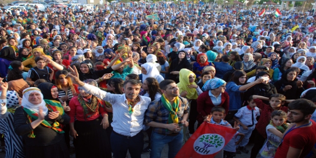 Midyat Hdp Seçim Kutlamaları