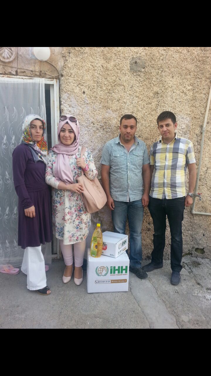 İHH Midyat Ramazan Kumanyası Dağıtımı