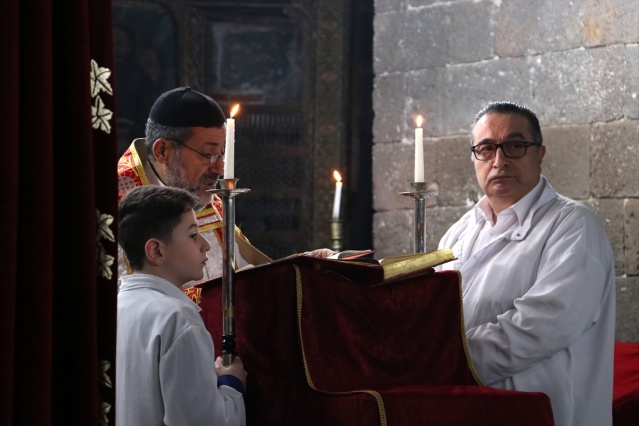 Diyarbakır Noel - Süryani Cemaati - Meryem Ana Kilisesi