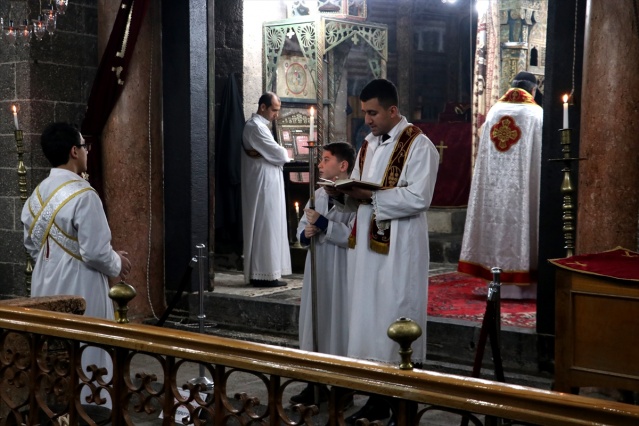 Diyarbakır Noel - Süryani Cemaati - Meryem Ana Kilisesi