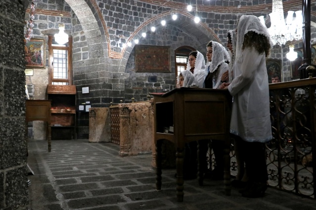 Diyarbakır Noel - Süryani Cemaati - Meryem Ana Kilisesi