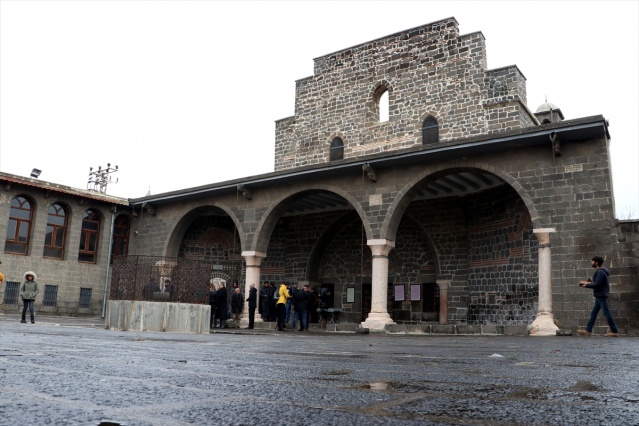 Diyarbakır Noel - Süryani Cemaati - Meryem Ana Kilisesi