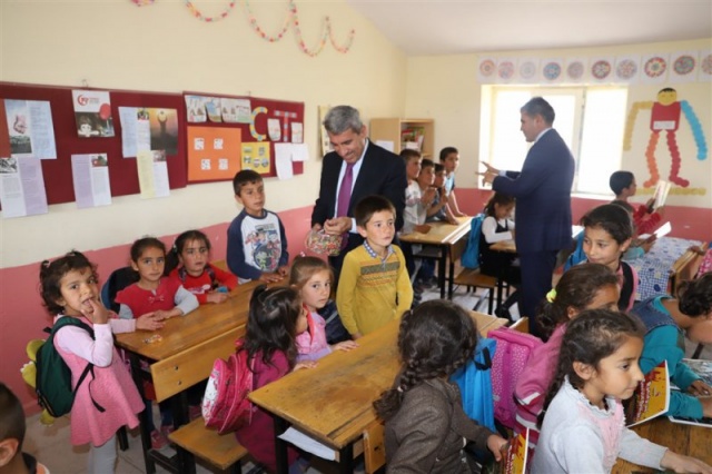 Milli Eğitim Müdürü Yakup Sarı Midyat'ta