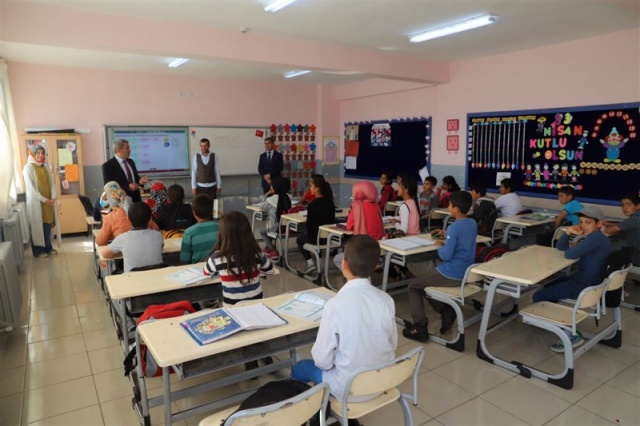 Milli Eğitim Müdürü Yakup Sarı Midyat'ta