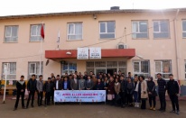 Artuklu'da Öğretmen ve öğrenciler “minik elleri“ ısıttı