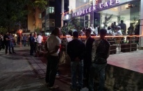 Düğün salonunda düşen kadın ağır yaralandı