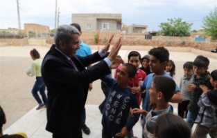 İl Milli Eğitim Müdürü Midyat'taki Okulları Ziyaret Etti