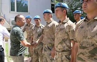Teröre 6 şehit veren Ekmekçiler'e bayram ziyareti