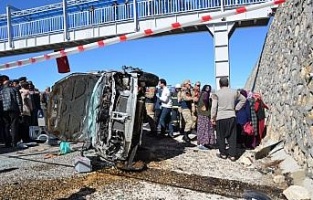 Adıyaman'da trafik kazası: 1 ölü, 4 yaralı
