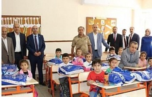 Bozova Belediyesinden öğrencilere destek