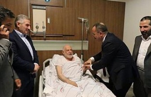 İslam tarihçisi Prof. Dr. İhsan Süreyya Sırma hastaneye kaldırıldı
