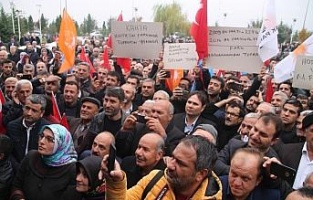 Adıyaman Belediye Başkan Adayı Kılınç'ı vatandaşlar karşıladı