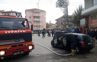 Adıyaman'da otomobil yangını