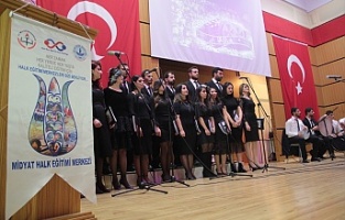 Midyat Öğretmenler Korusu Konser Düzenledi