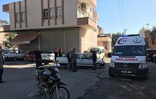 Otomobil ile motosiklet çarpıştı: 1 yaralı