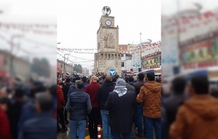 Şanlıurfa'da elektrik kesintisi protestosu