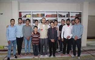 Sason'da Kur’an kursu öğrencilerine ayakkabı yardımı