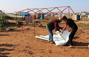 Yağıştan etkilenen Suriyelilere yardım eli