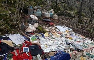 Şırnak'ta mağarada teröristlere ait mühimmat bulundu