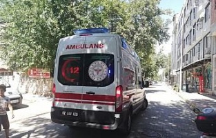 Adıyaman'da balkondan düşen çocuk ağır yaralandı