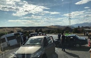 Adıyaman'da trafik kazası: 1 ölü, 1 yaralı