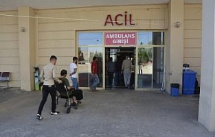 Şanlıurfa'da otomobil şarampole devrildi: 6 yaralı